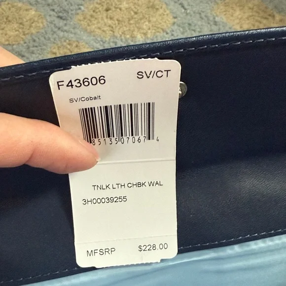 Coach Navy Leather Wallet with light grey Stitching - Picture 7 of 7